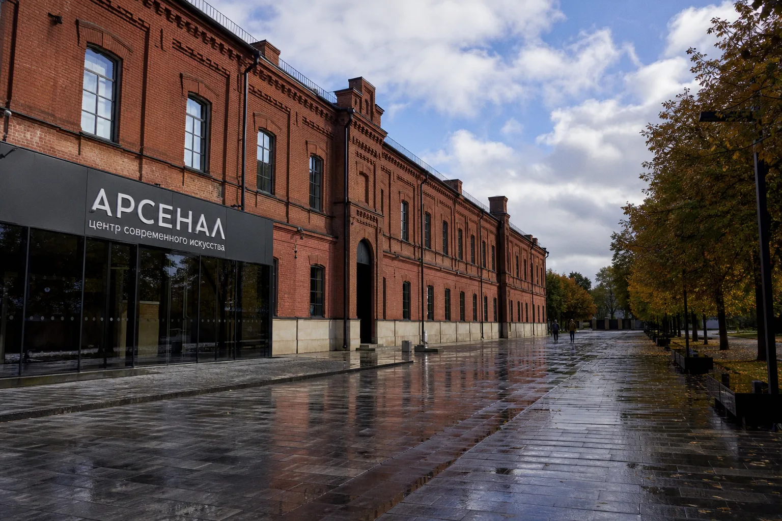 Реконструкция «Арсенала»: как архитектура меняет доступность современного искусства